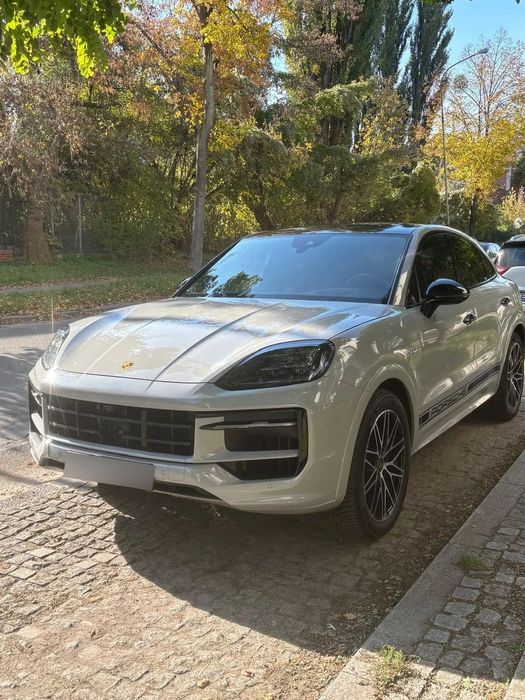 Porsche Cayenne Sprzedam Porsche Cayenne S E-Hybrid Coupe PHEV z 2024r.