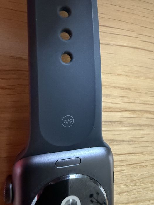 Watch 3 38mm Aluminum Ceraminc black GPS LTE