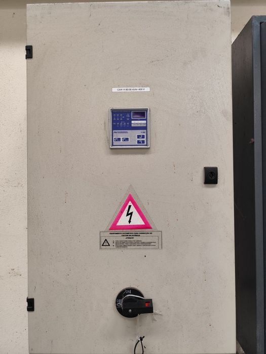 Bateria de condensador 400v