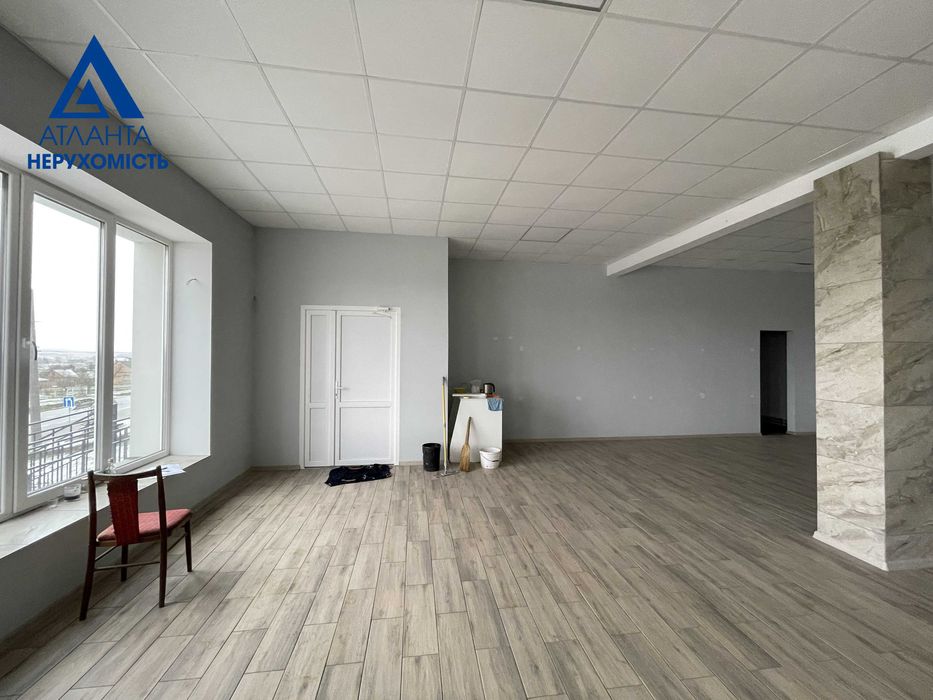 Оренда фасадного приміщення в с. Забороль