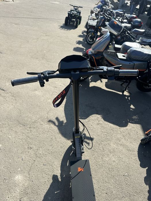 Електросамокат Kugo G2