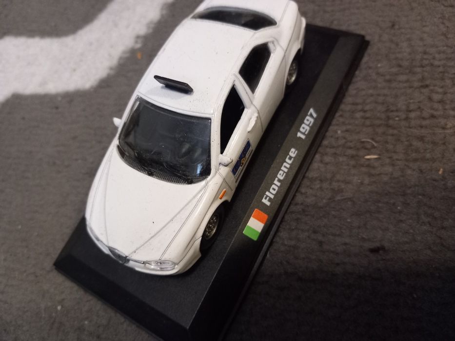 Stara taksówka do kolekcjonowania