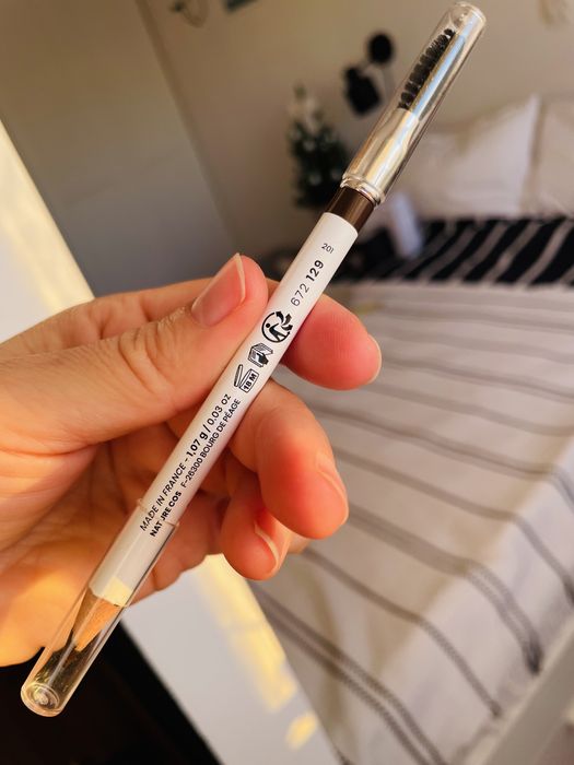 Nowa naturalna Kredka do brwi (129) Couleur Caramel