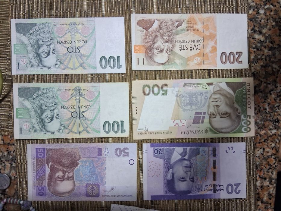 Lote de Notas do Mundo / Coleção Internacional