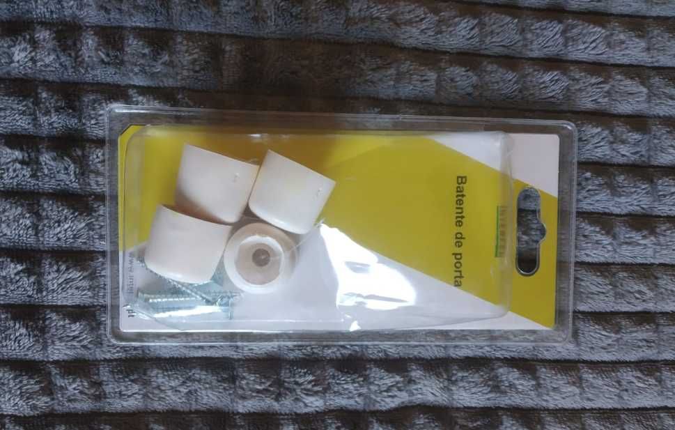 Conjunto de 4 batentes Brancos de porta / marca Interfer NOVO