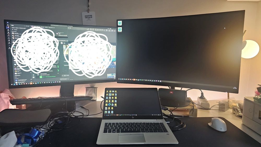 Vendo monitor Ultrawide de 31,5 QHD