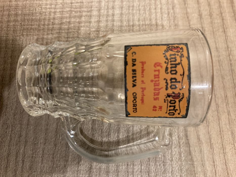 Copos de Licor, Novos