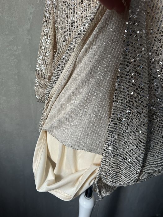 Платье в паетках Amisu 42 L