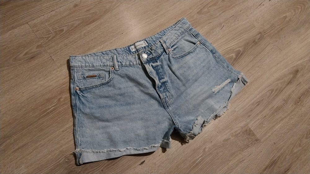 Szorty jeansowe Stradivarius 44 XXL