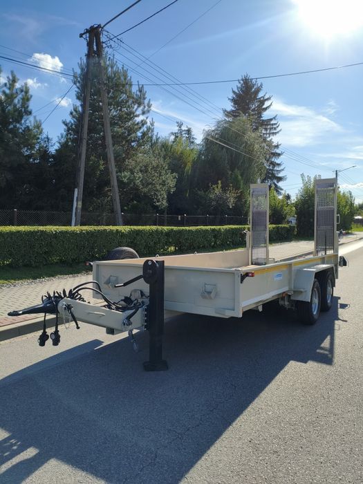 DMC 6600 kg. Tandem niskopodwoziowy Blomenroehr
