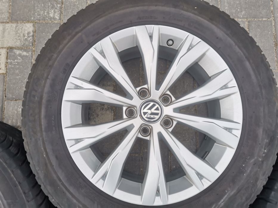 Felgi VW Tiguan Passat Golf Audi Skoda Seat 7Jx17H2 5x112 ET40 TPMS