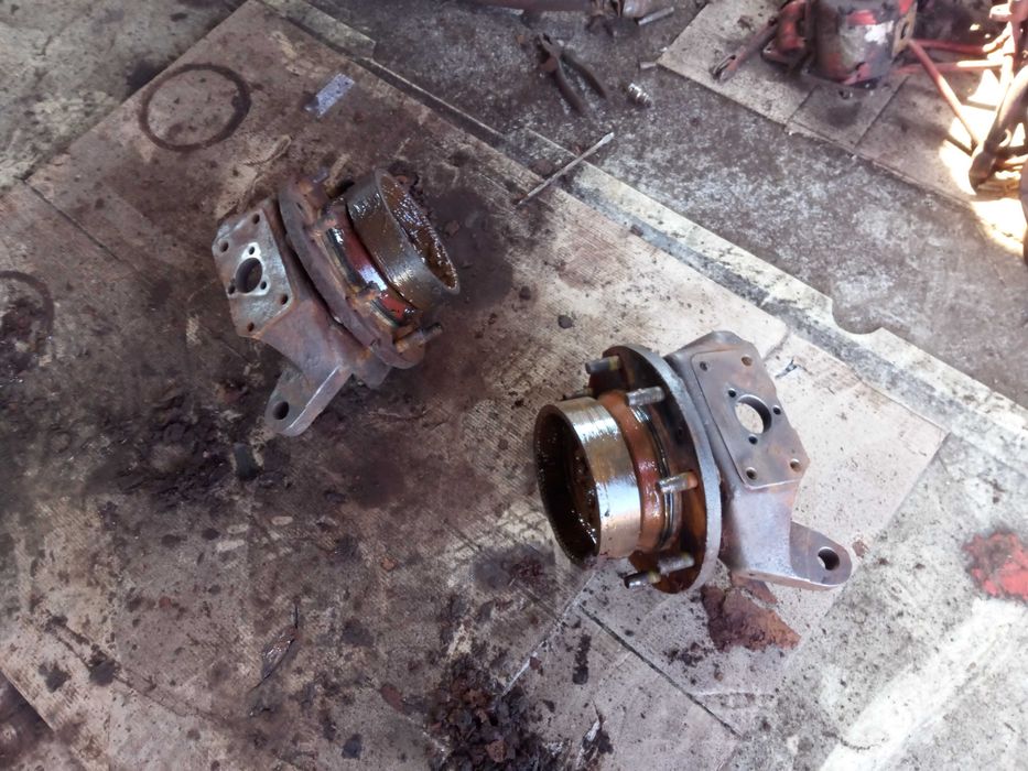 John Deere 3040 i 3140 most przód 3640 obudowa mostu zwrotnica APL 345