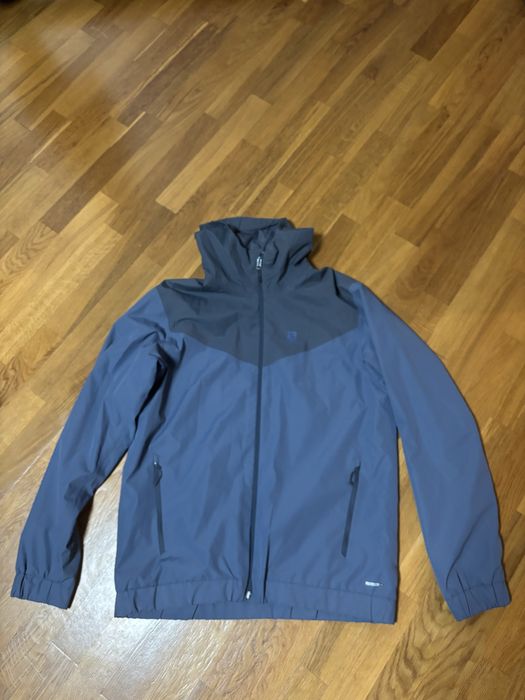 Куртка Salomon.