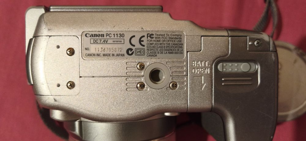 Canon PowerShot S2 IS