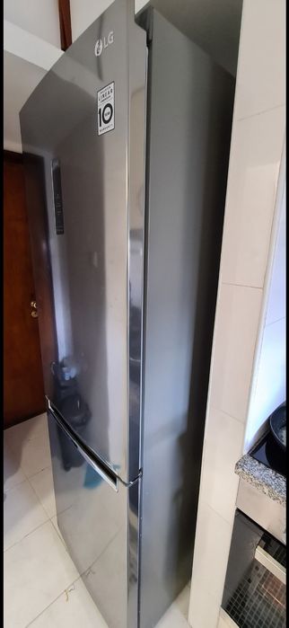 Frigorifico combinado LG -Modelo GBB61PZFFN-341Litros -186cmx59.5
