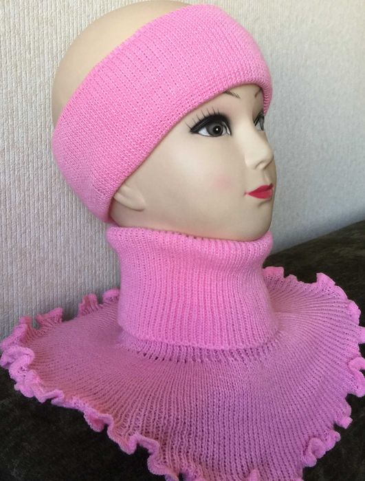 Манішка і пов'язка в'язані, комплект.