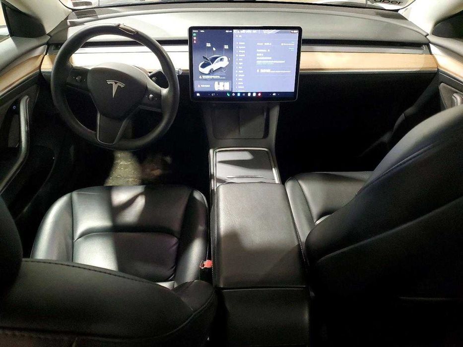 Бампер Tesla Model  M3 Розборка Тесла модель 3 Тесла 3