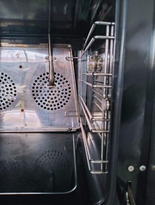 Конвекційна піч Unox XF 035