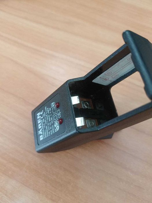 Зарядное Устройство для акумуляторов