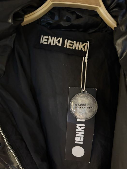 Продам Женский Пуховик LENKI LENKI