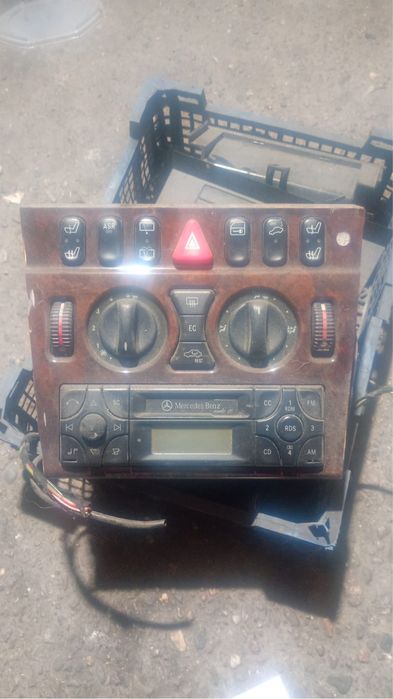 Panel mercedes radio i klimatronik