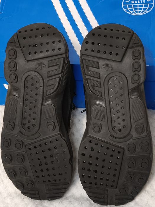 Damskie buty sportowe Adidas