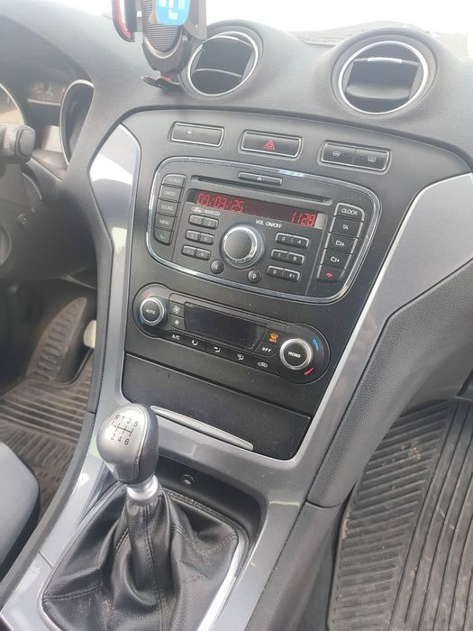 Samochód osobowy Ford Mondeo