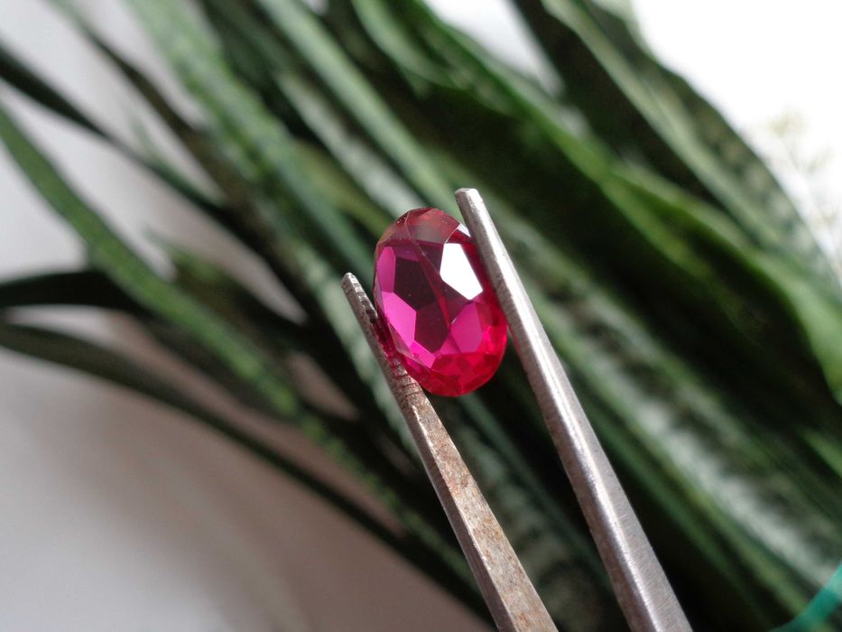 Rubin 8,3ct (karata), 1,66g