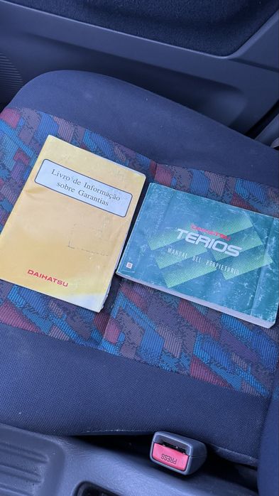 Daihatsu terios 1.3 4WD com avaria