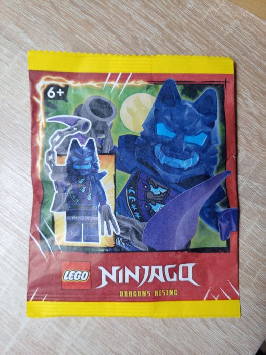 LEGO Ninjago 892402 minifigurka Wolf Mask Warrior njo0851 saszetka