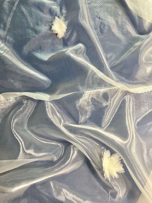 Firana/tkanina organza ecru z kwiatami naszywanymi