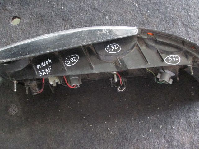 Farolim esquerdo MAZDA 323 III (BF)