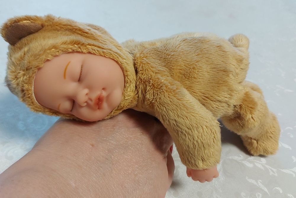 Anne Geddes  лялька-карамельний ведмедик