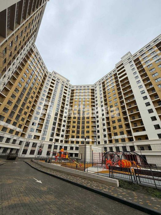 Продам 3-кімнатну квартиру в ЖК «Одеські традиції» на вул. Глушка