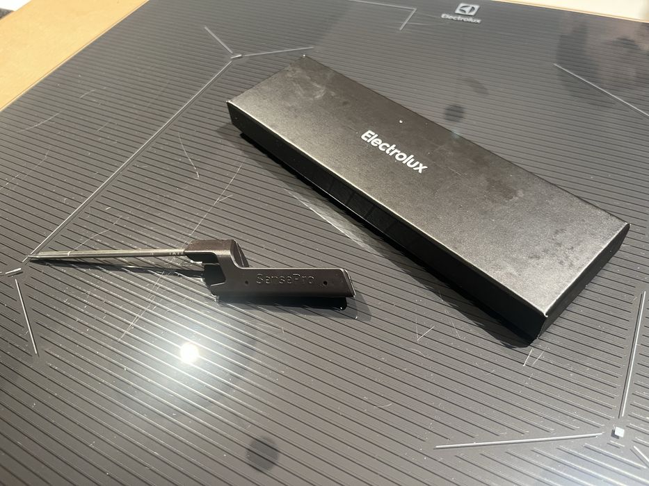 Płyta indukcyjna SLIM ELECTROLUX EIS6648 z termosondą