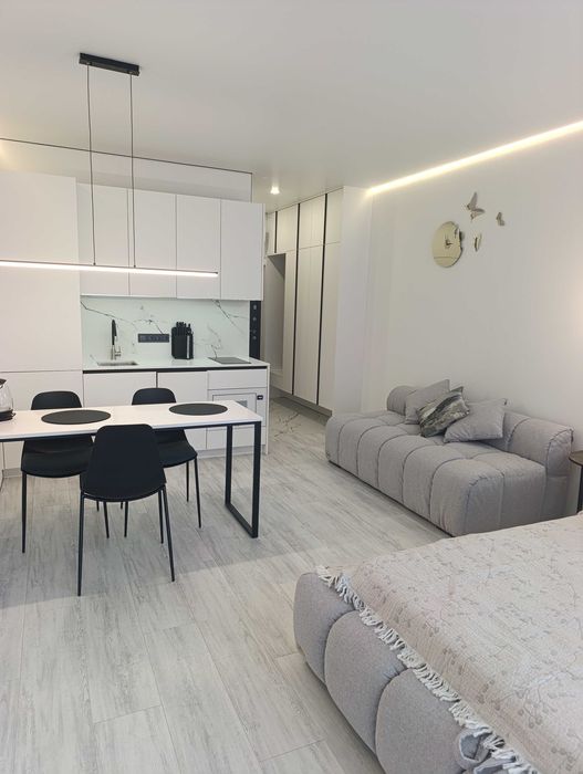 Стильная студия 30 м² с мебелью и техникой возле моря / ЖК Атмосфера. 7 этаж