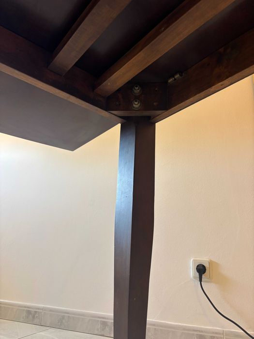 Mesa de Jantar extensível em madeira maciça (1,80x0,90) até 8 pessoas