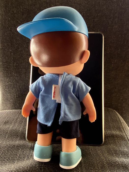 Boneco Luccas cheiroso com Som, 14 frases icónicas (original)