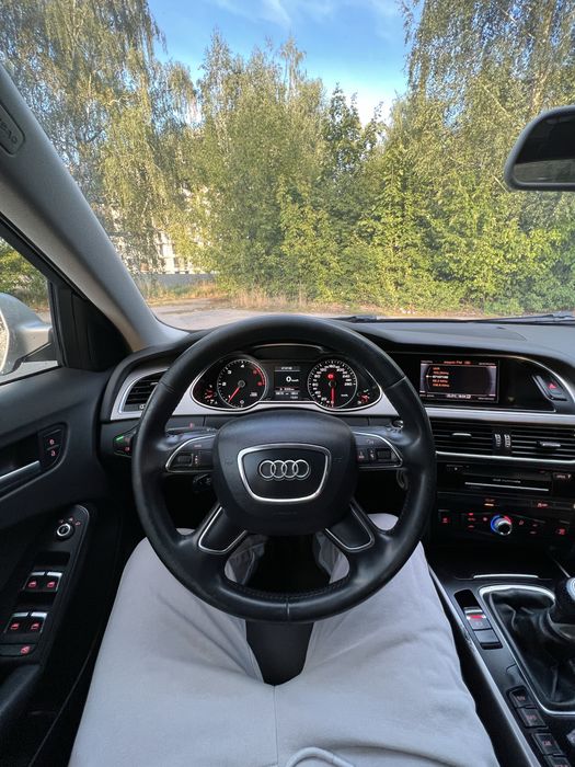 Audi A4 2012 VIN WAUZZZ8K4DA015783 фото оголошення 6 з 8