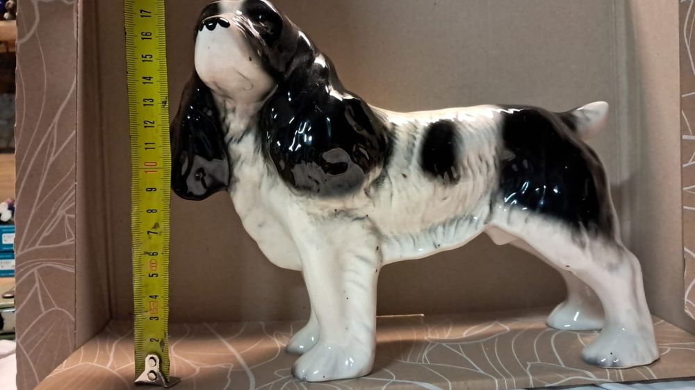 Figurka porcelanowa Psa Melba Ware