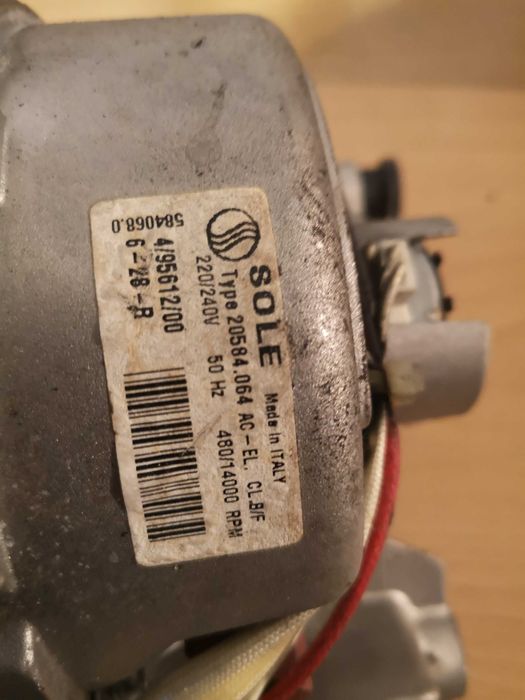 silnik whirlpool AWG 334-800