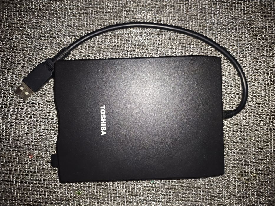 Napęd dyskietek USB Toshiba PA3109U-1FDD