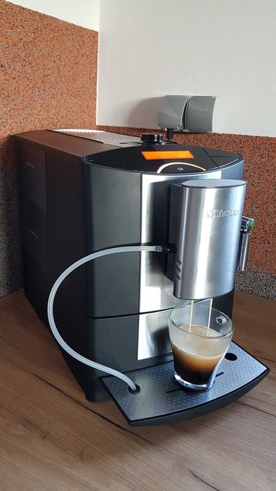 Ekspres MIELE CM 5200 One Touch po serwisie 6miesięcy gwarancji