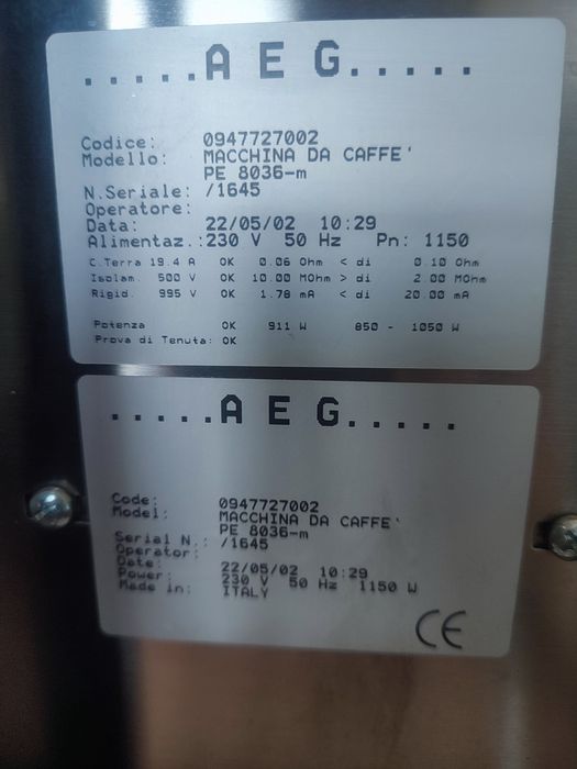 Ekspres do zabudowy AEG