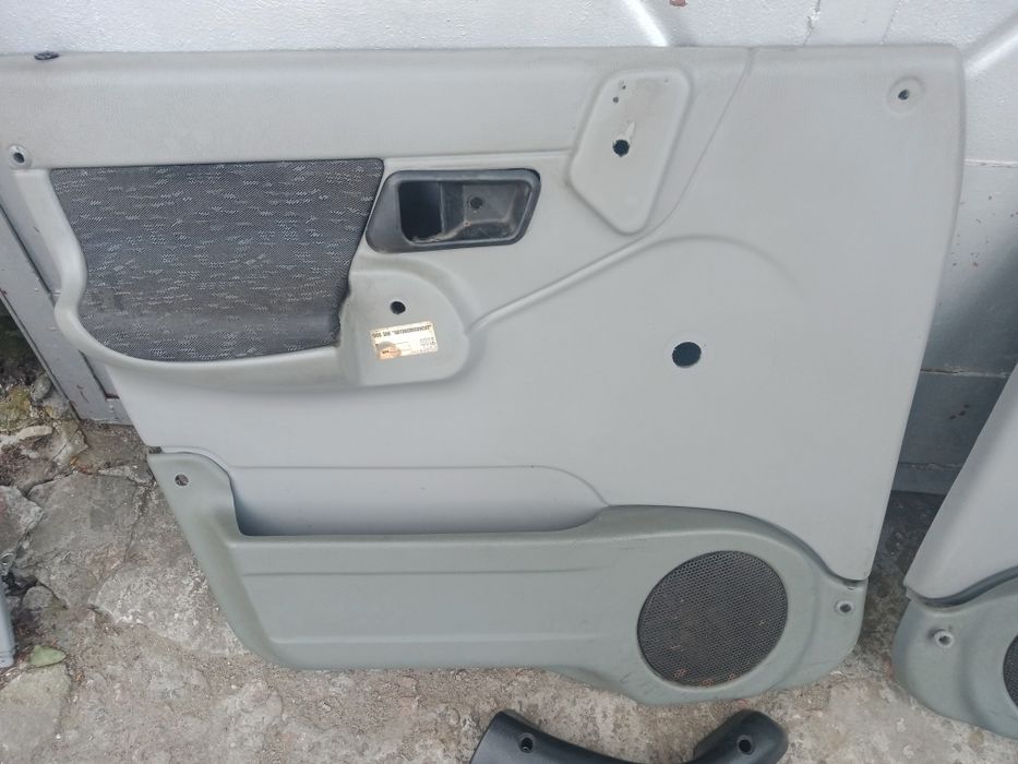 Дверные карты на УАЗ патриот