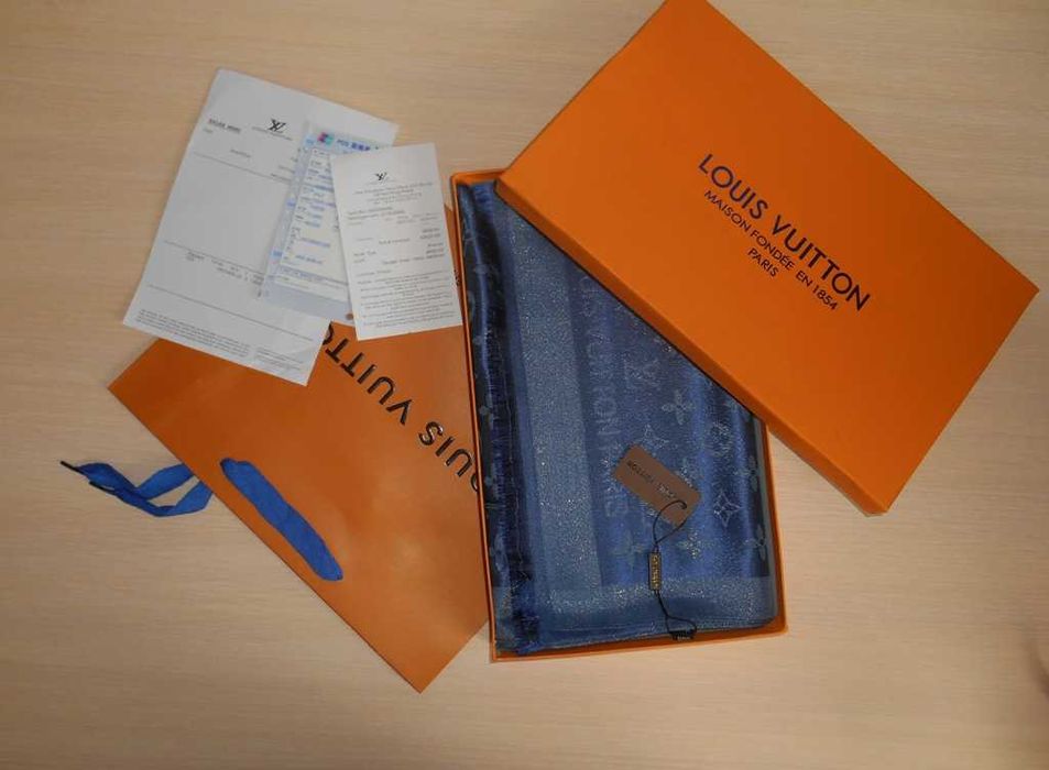 Louis Vuitton Chusta Szalik, Francja