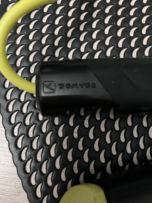 Decathlon. Skakanka.