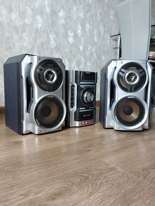 Дуже потужний 600 Вт Sony ( Блютуз / AUX / CD / MP3 / Тюнер  муз центр