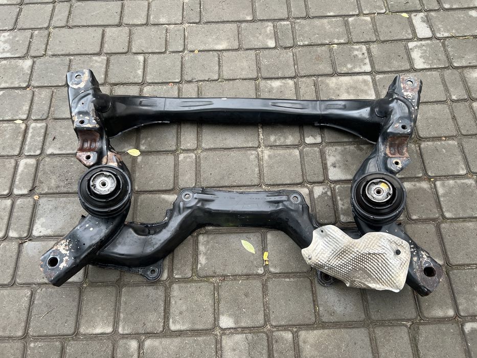 Mercedes w211 передній підрамник балка подрамник e220 e260 e270 e320