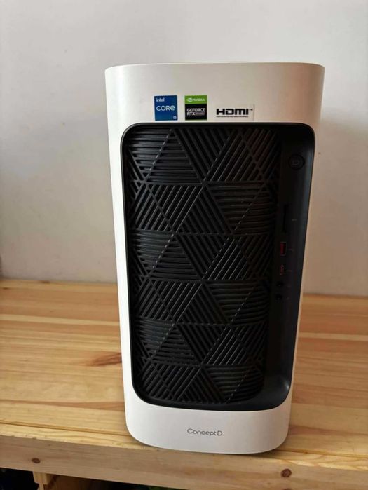 Acer ConceptD 300 RTX3060Ti i5 11400F 32GB RAM 1TB SSD + 1 TB HDD